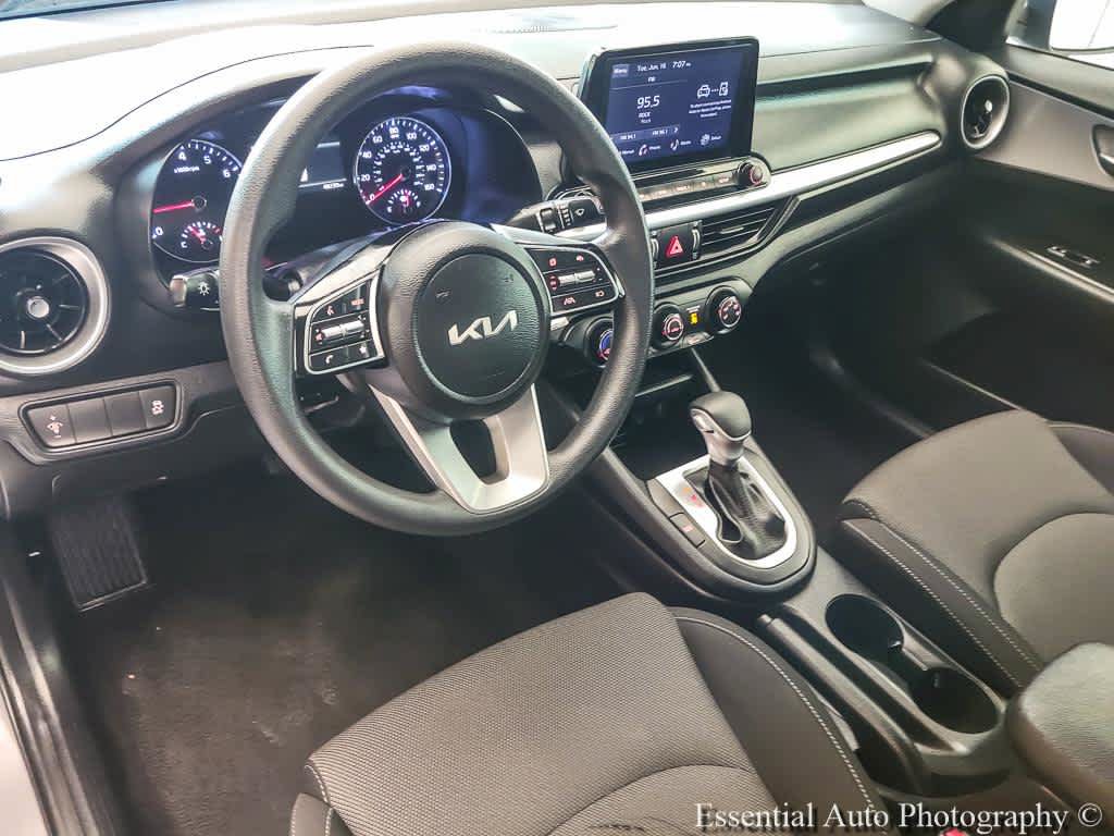 Used 2024 Kia Forte LXS FWD image 10