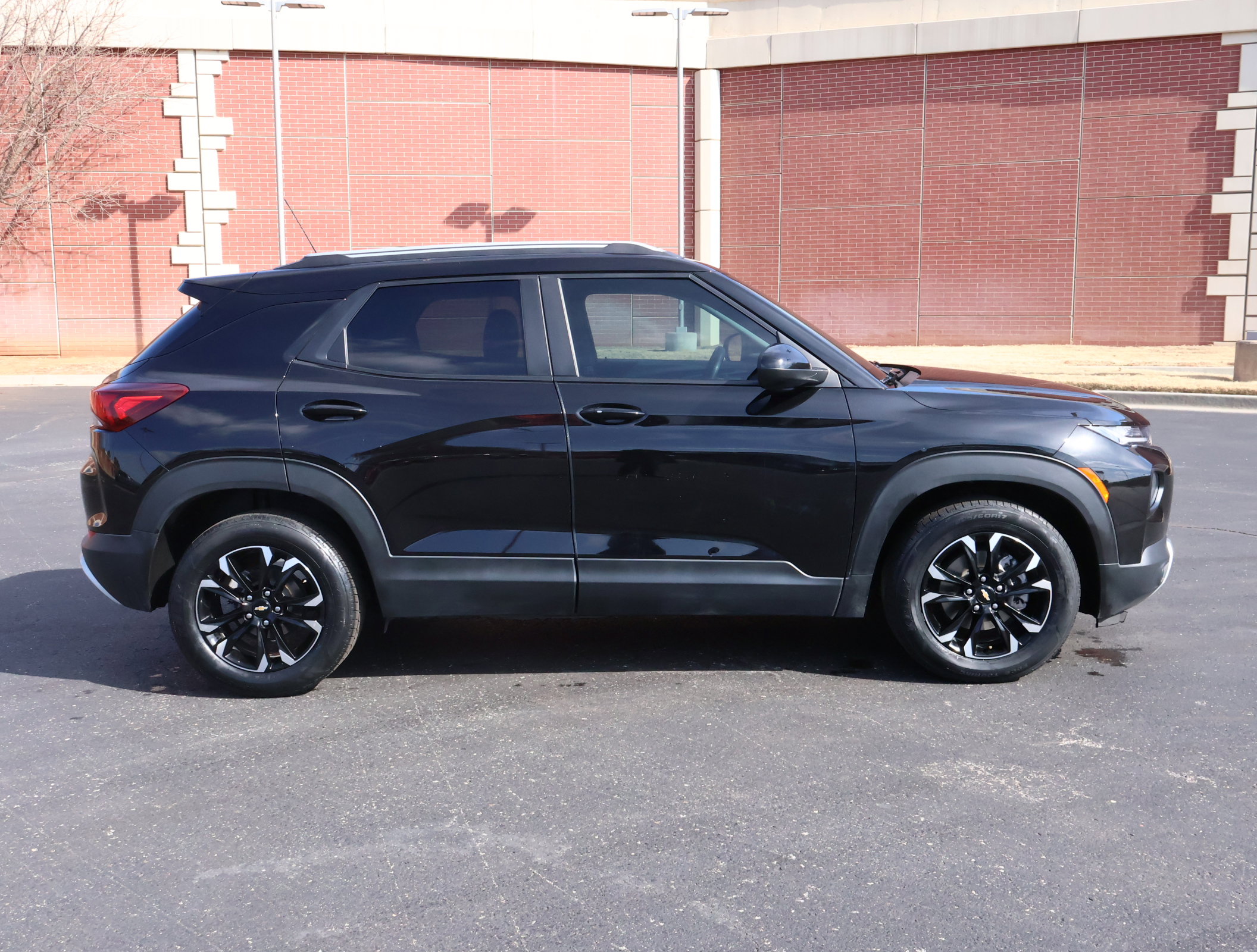 Used 2021 Chevrolet TrailBlazer LT w/ Convenience Package image 29