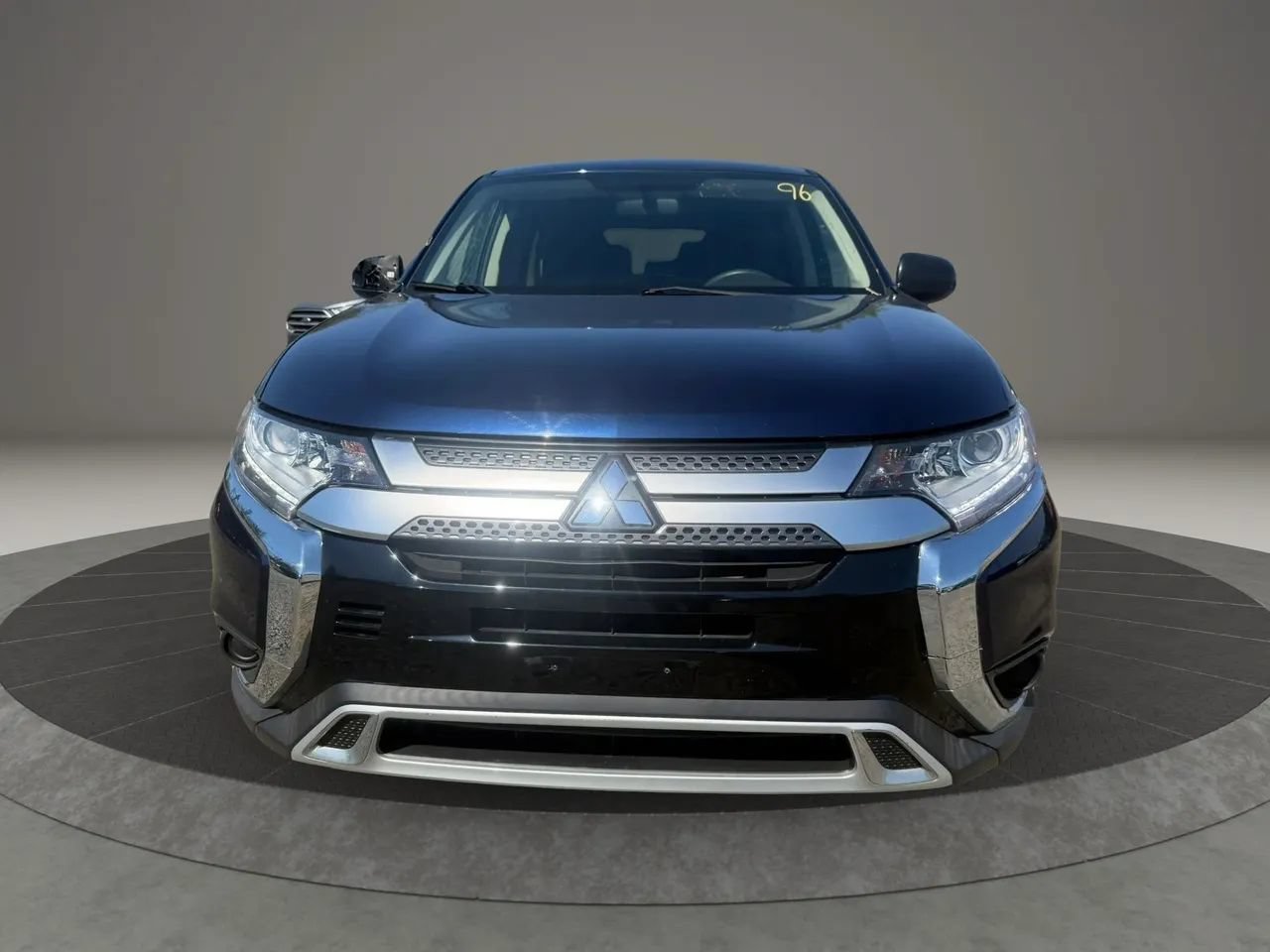 Used 2020 Mitsubishi Outlander ES AWD/4WD image 2