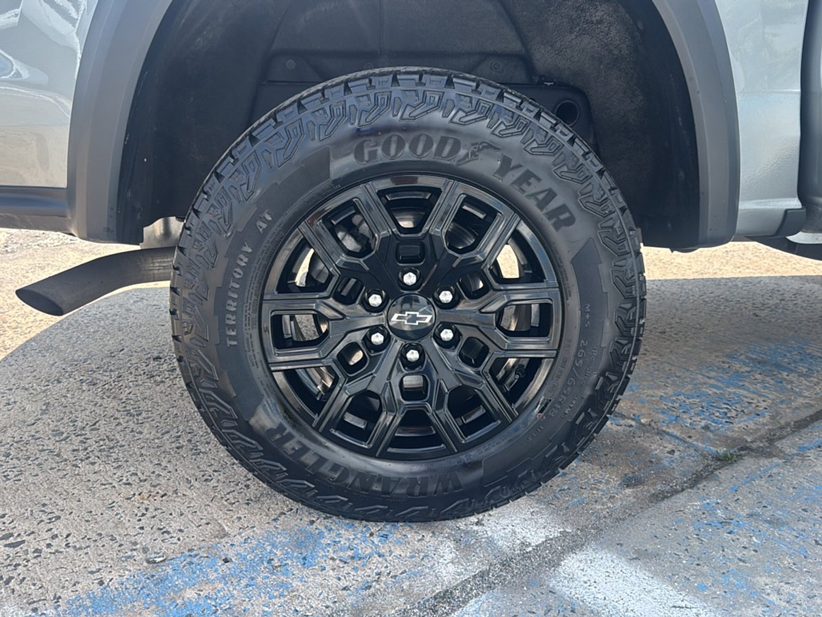 Used 2023 Chevrolet Colorado Trail Boss AWD/4WD image 42