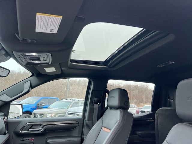 Used 2024 GMC Sierra 1500 AT4 w/ Technology Package image 19