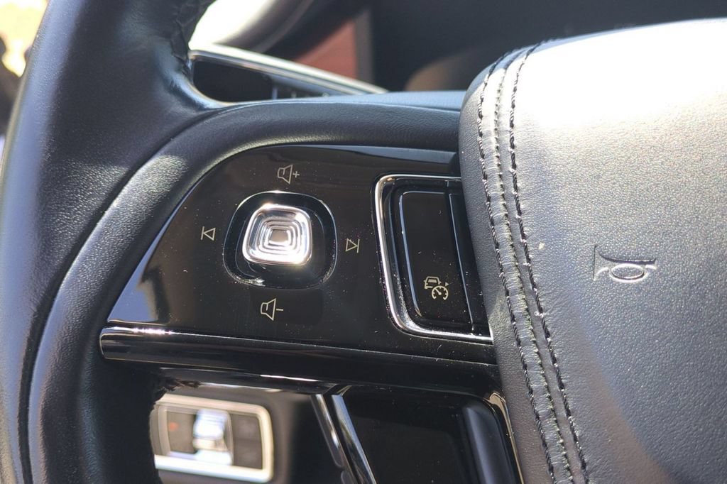 Used 2022 Lincoln Aviator Reserve w/ Equipment Group 201A AWD/4WD image 26