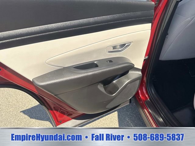 Used 2025 Hyundai Tucson SEL AWD/4WD image 17