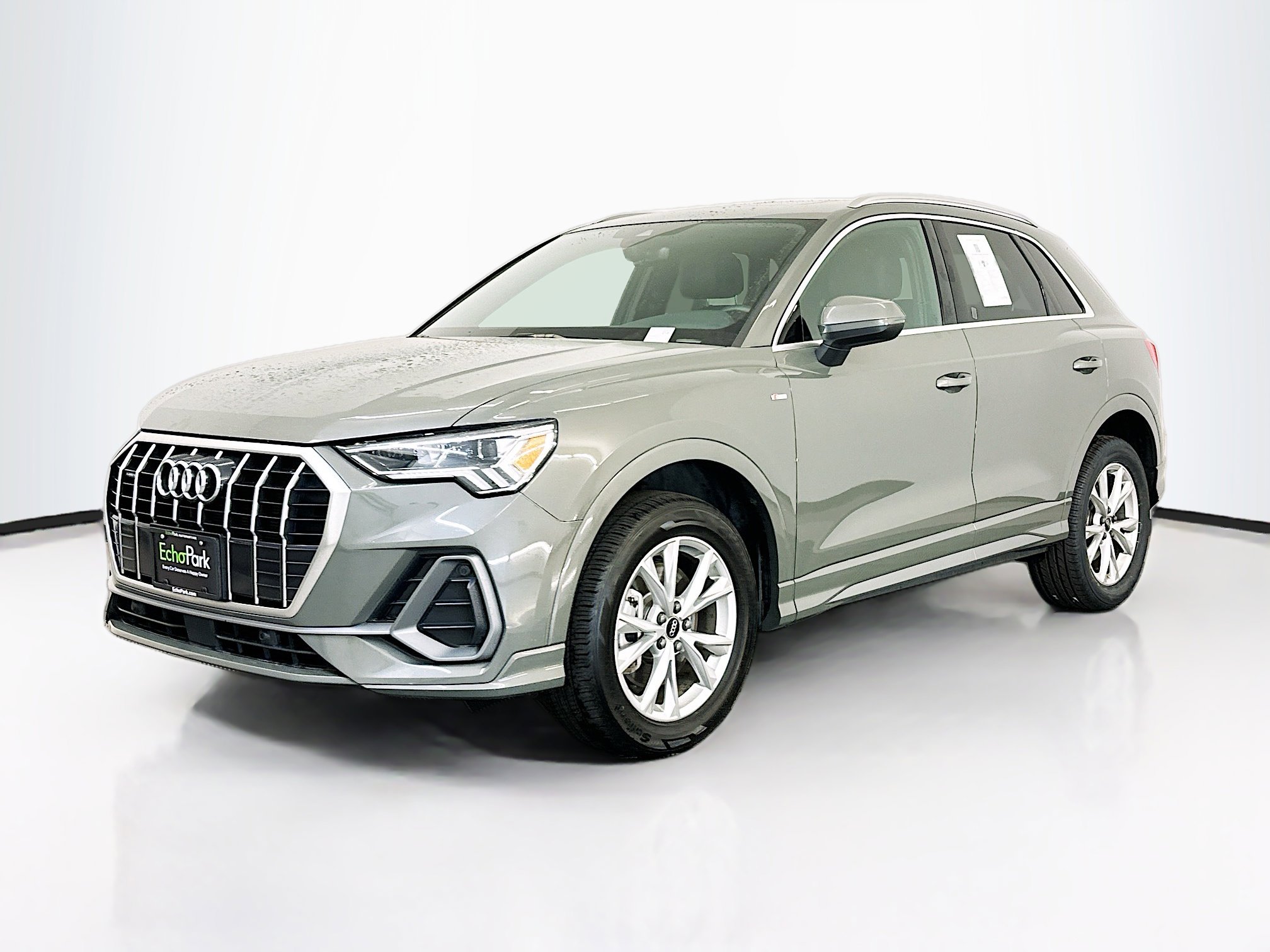 Used 2025 Audi Q3 2.0T Premium AWD/4WD image 3