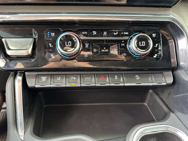 Used 2024 GMC Sierra 2500 Denali w/ Denali Reserve Package AWD/4WD image 21