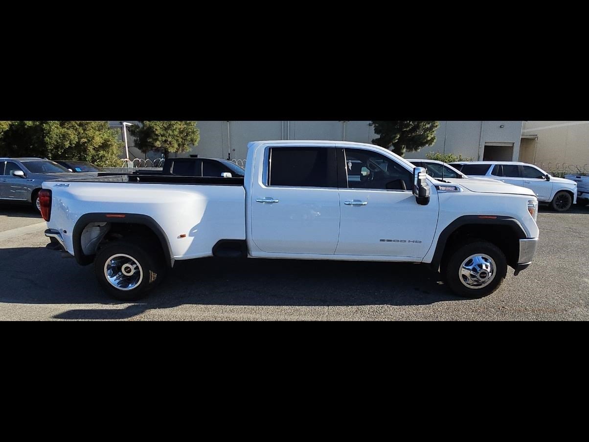 Used 2021 GMC Sierra 3500 SLT w/ SLT Convenience Package AWD/4WD image 3