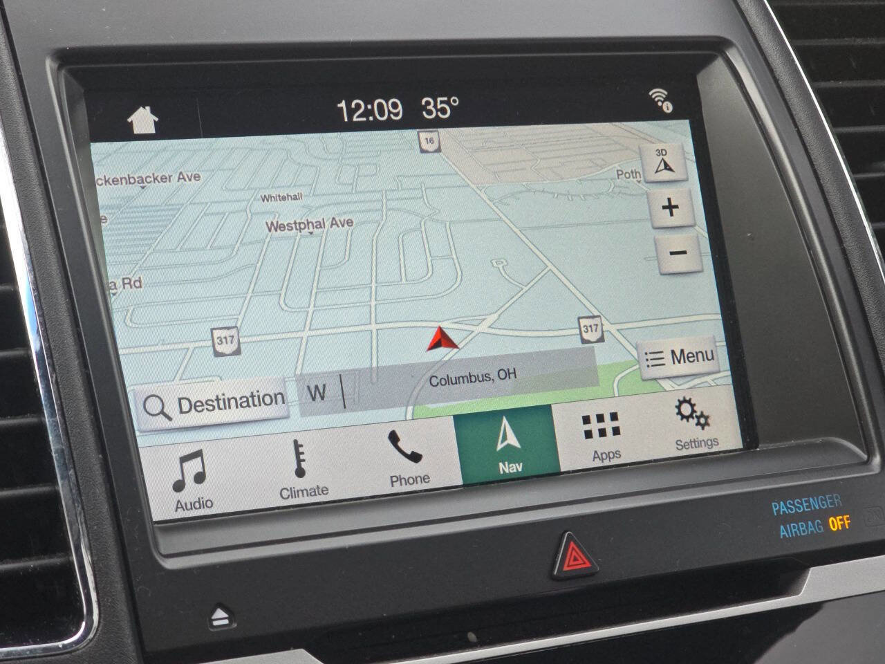 Used 2018 Ford Taurus SHO image 13