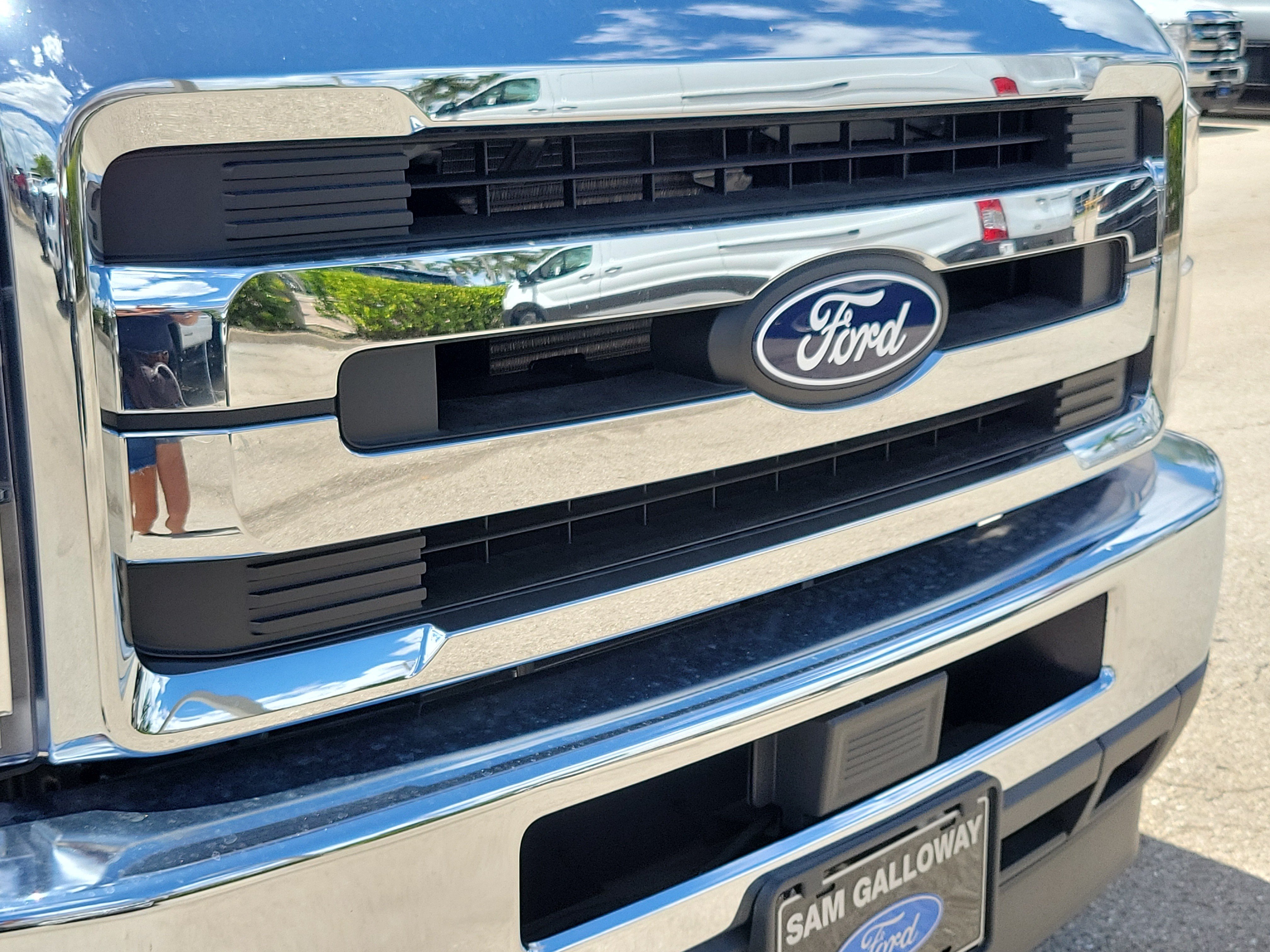 New 2026 Ford E-450 and Econoline 450 Super Duty w/ Power Equipment Group RWD image 9