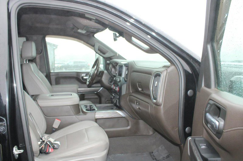 Used 2022 Chevrolet Silverado 3500 LTZ w/ LTZ Plus Package image 11