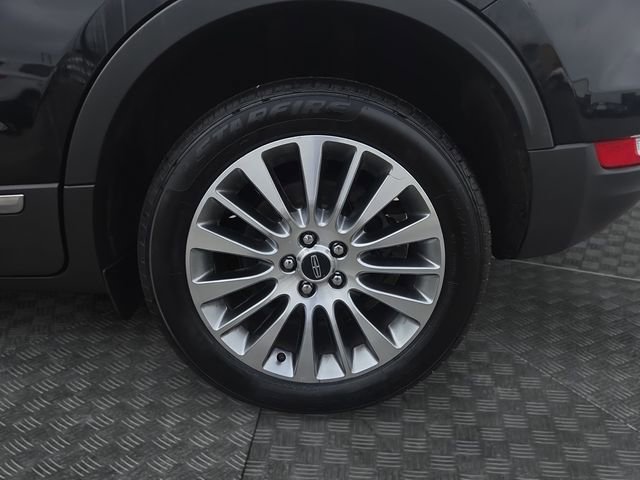 Used 2017 Lincoln MKC Reserve image 36