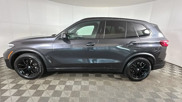 Used 2022 BMW X5 xDrive40i AWD/4WD image 6