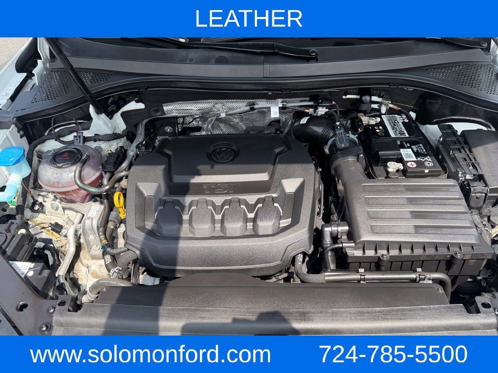 Used 2023 Volkswagen Tiguan SE R-Line FWD image 18