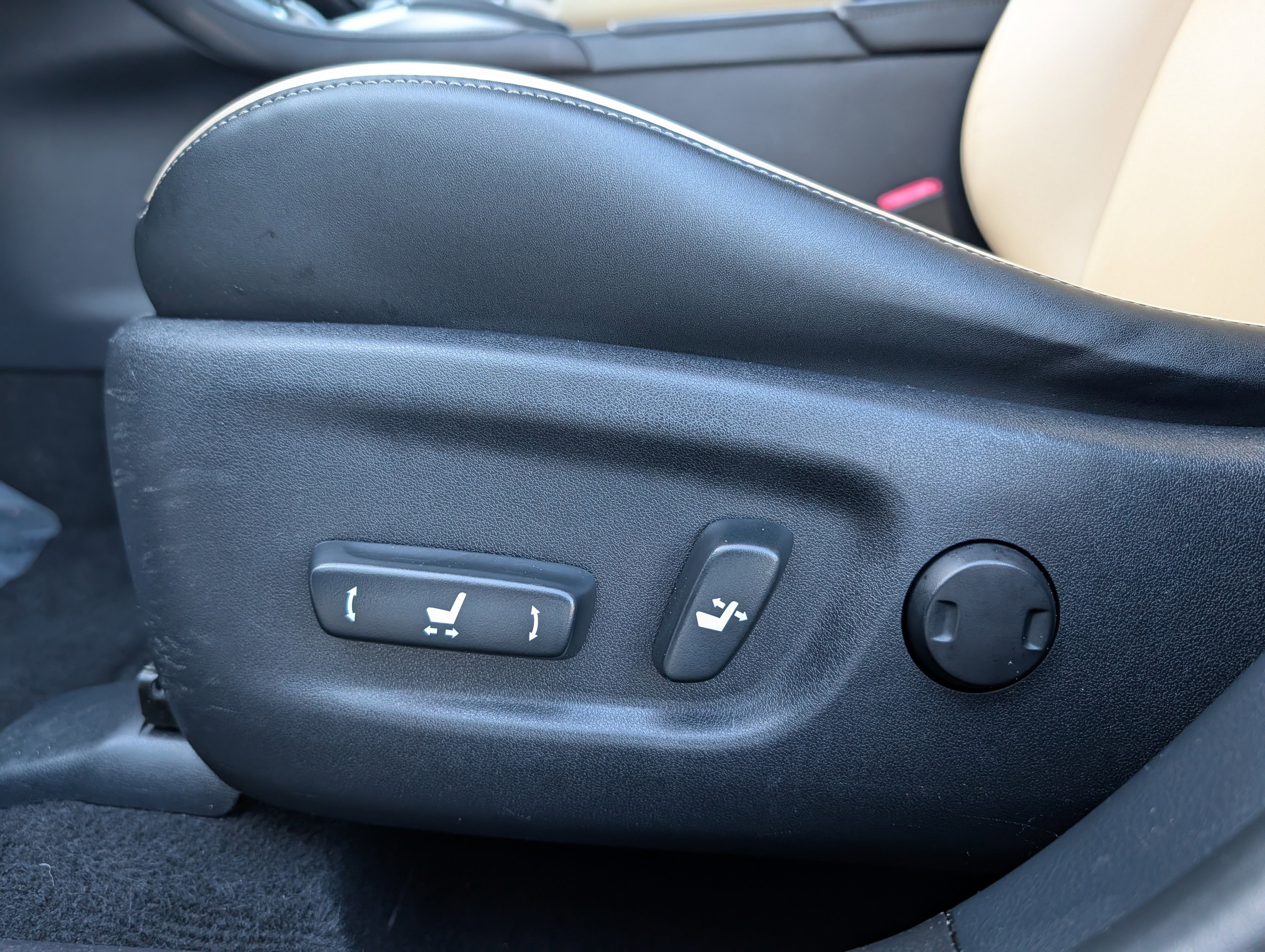 Used 2014 Lexus CT 200h FWD image 24