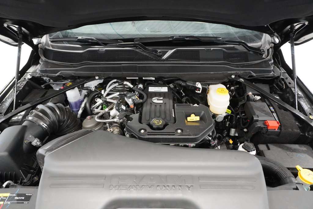 New 2027 RAM 3500 Tradesman AWD/4WD image 3