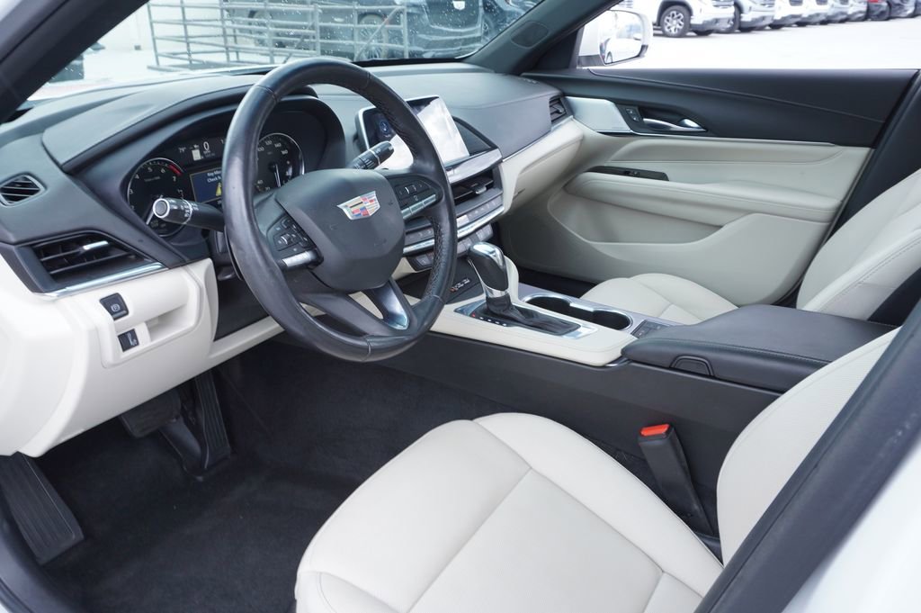 Certified 2023 Cadillac CT4 Premium Luxury image 17