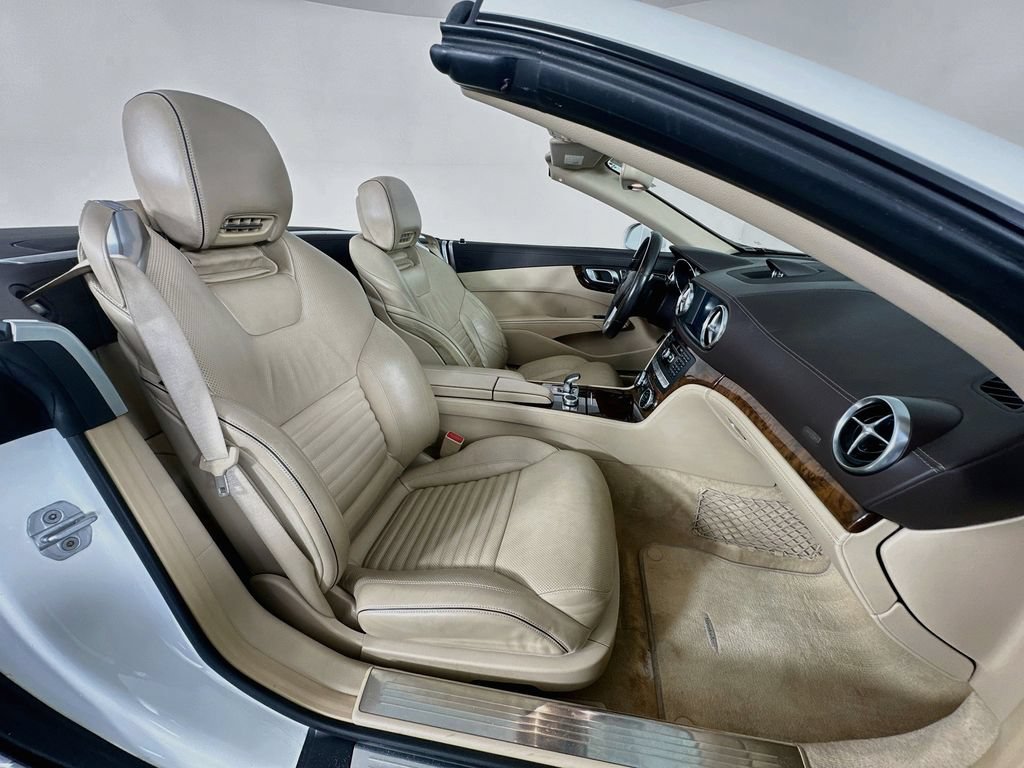 Used 2015 Mercedes-Benz SL 400 image 25