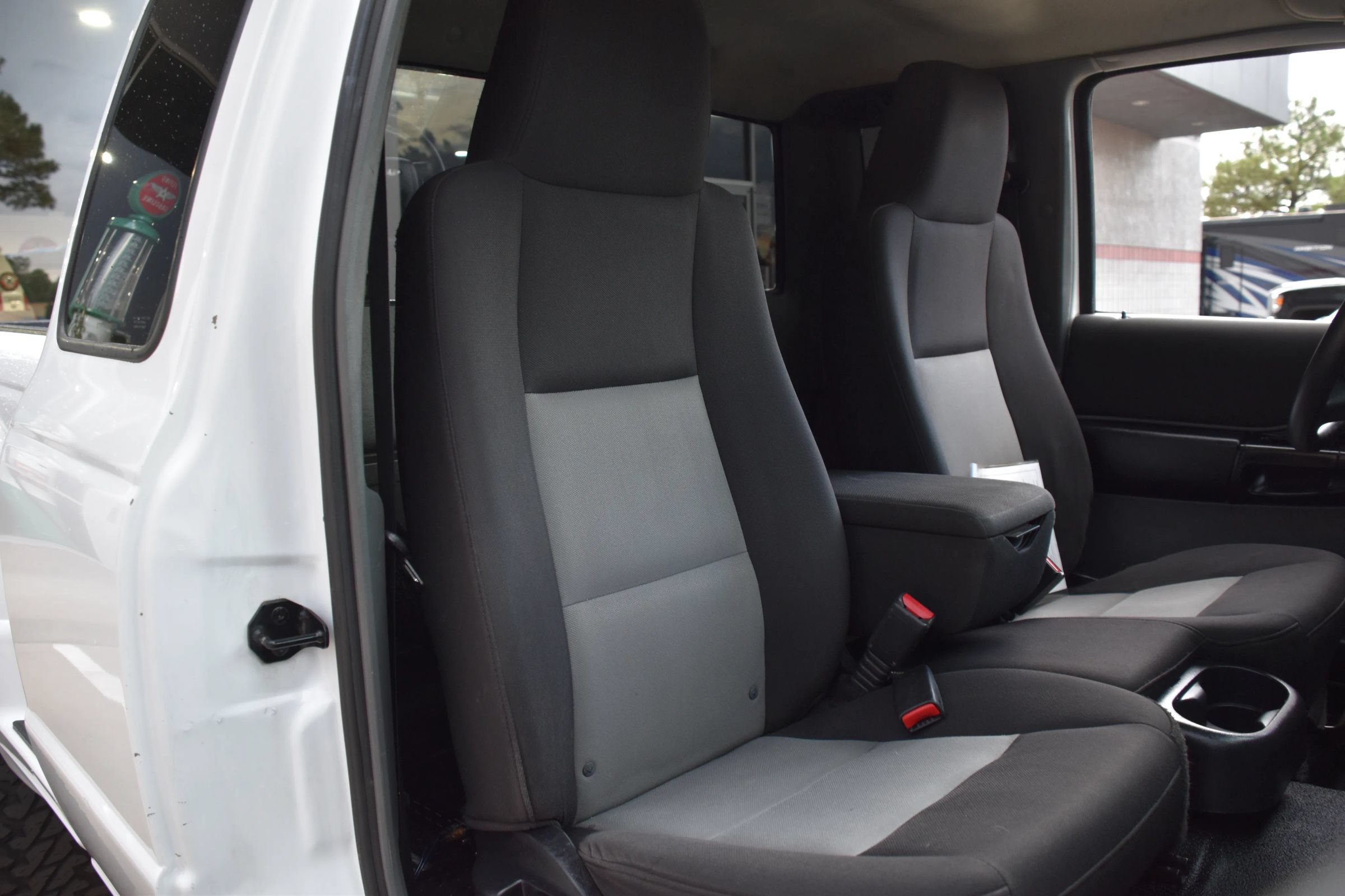 Used 2004 Ford Ranger XL RWD image 25