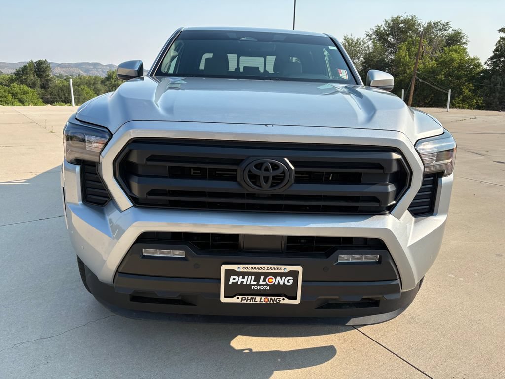 Used 2024 Toyota Tacoma SR5 AWD/4WD image 2