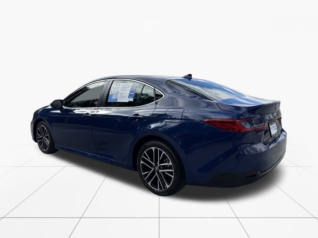 Used 2026 Toyota Camry XLE image 6