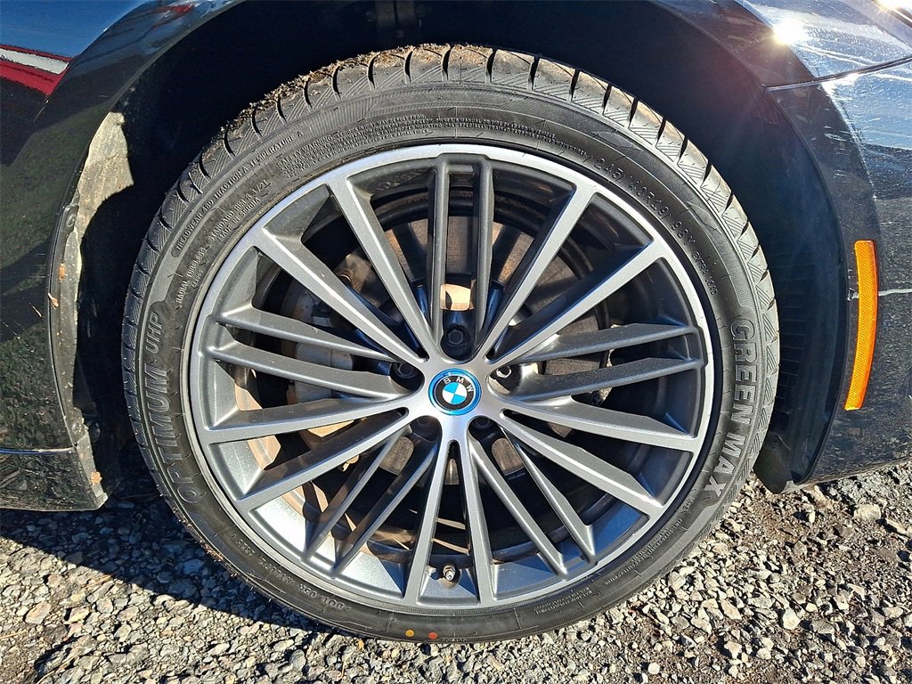 Used 2023 BMW 530e xDrive image 8