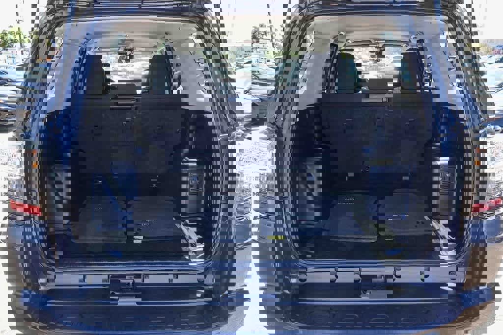 Used 2024 Toyota 4Runner TRD Off-Road image 25