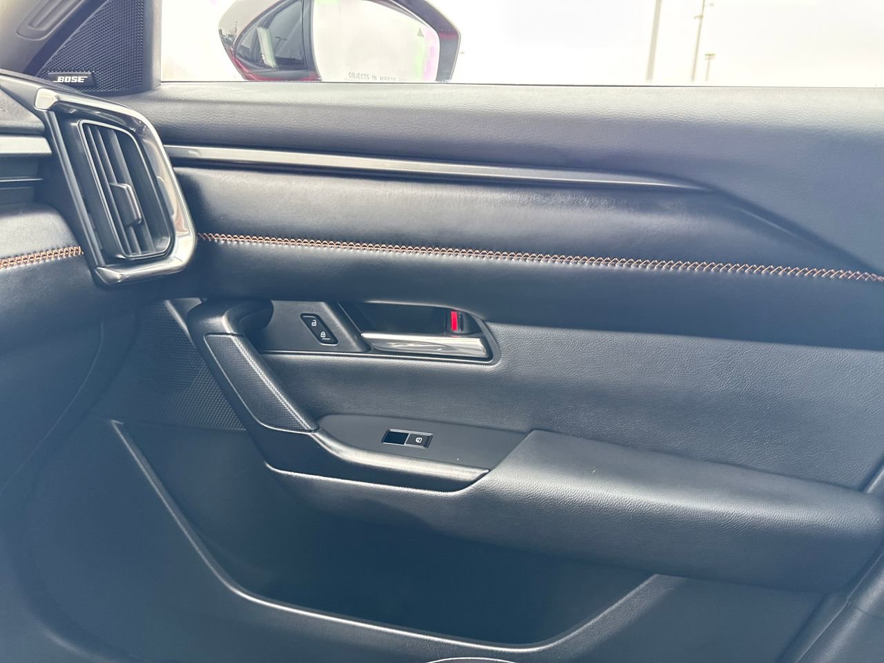 Used 2025 MAZDA CX-50 AWD 2.5 S w/ Premium Plus Pkg image 28