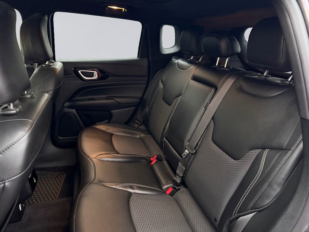 Certified 2023 Jeep Compass Altitude w/ Sun and Sound Group image 17