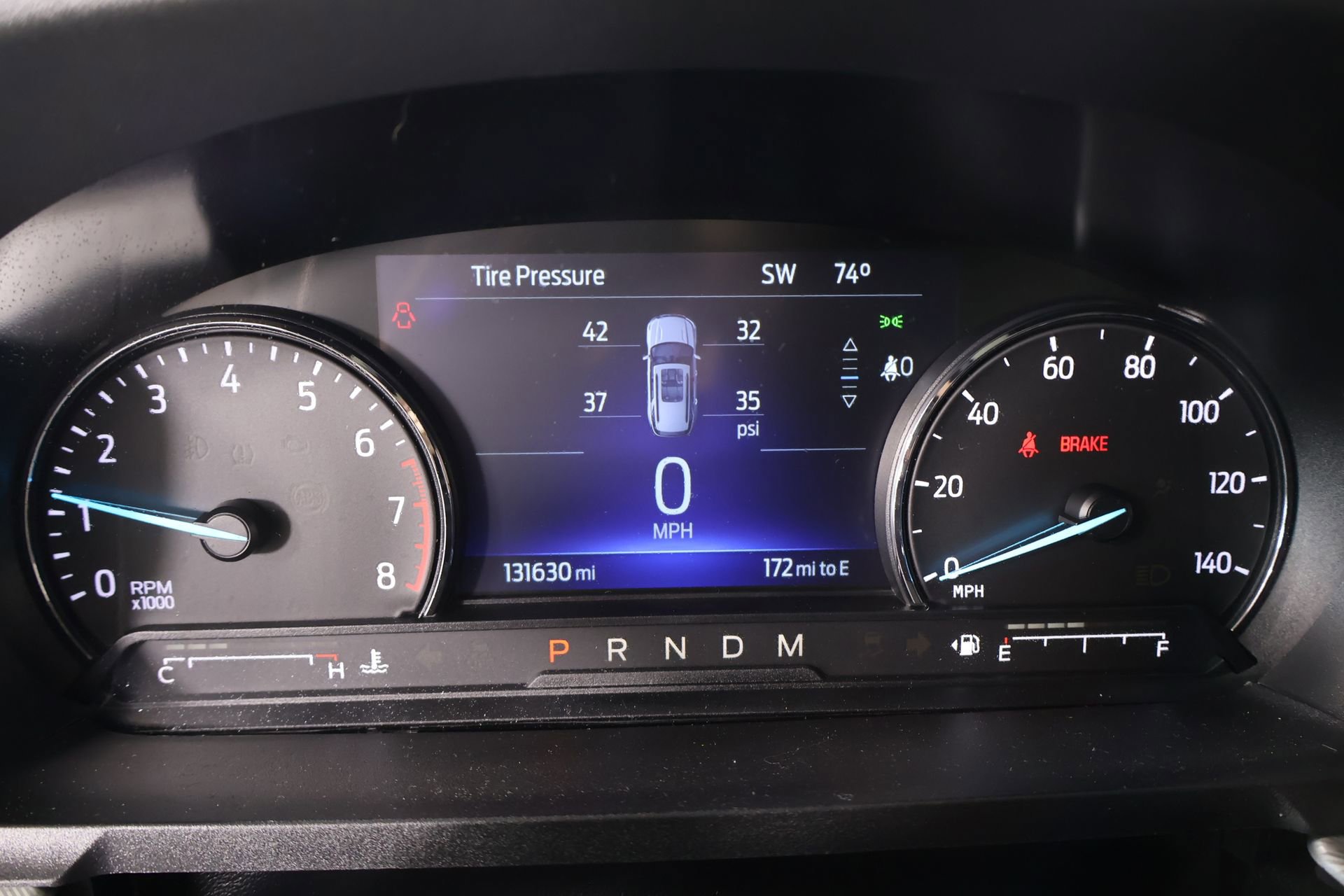Used 2020 Ford Explorer XLT w/ Equipment Group 202A RWD image 4