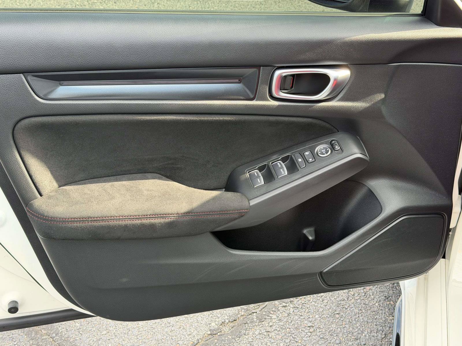 Used 2024 Honda Civic Type R image 6