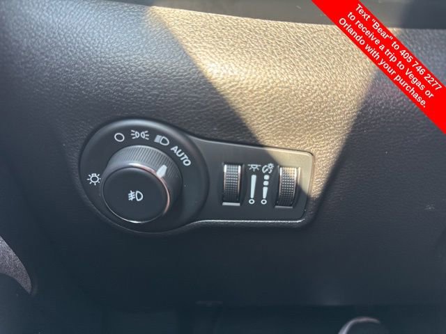 Used 2024 Jeep Compass Latitude image 26