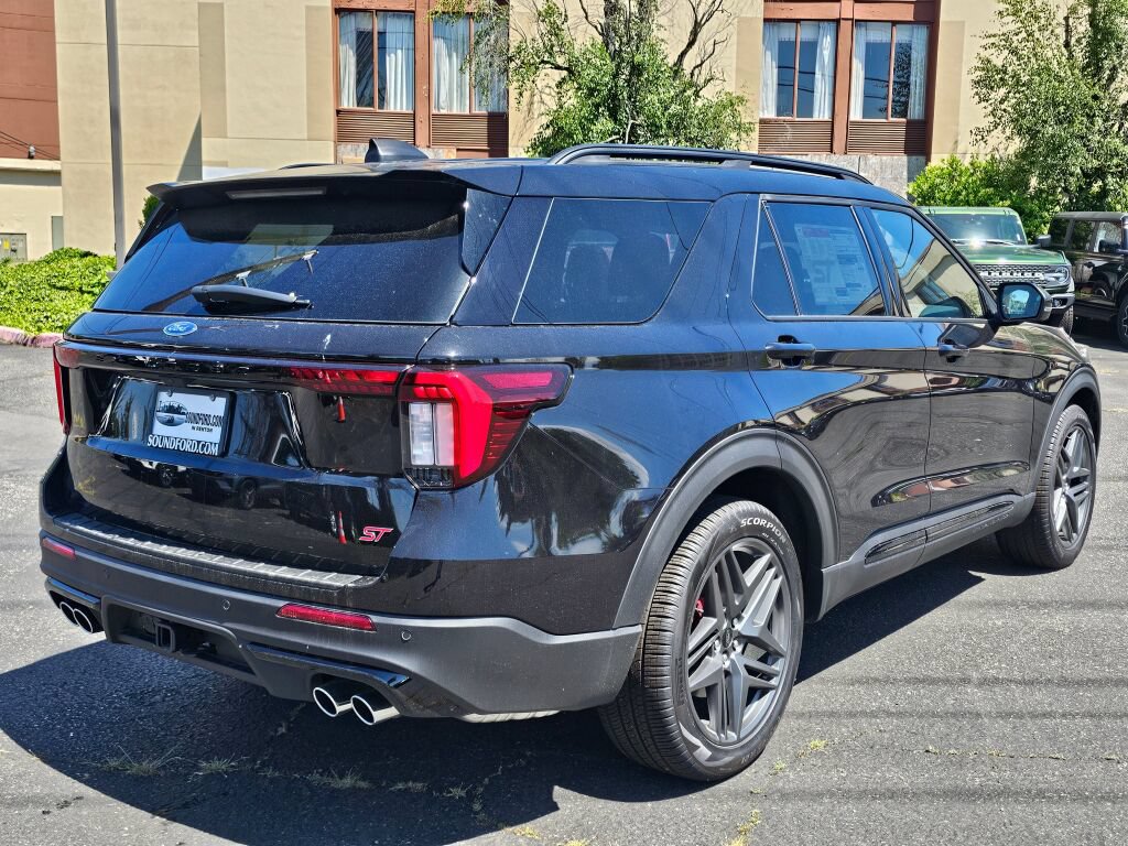 New 2026 Ford Explorer ST w/ Sun And Sound Package AWD/4WD image 6