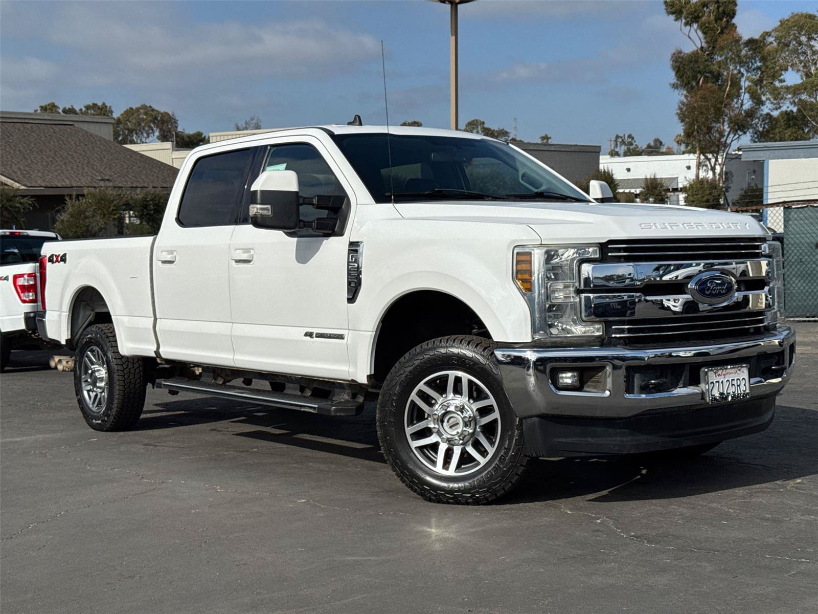 Used 2019 Ford F250 Lariat w/ Lariat Value Package AWD/4WD image 2