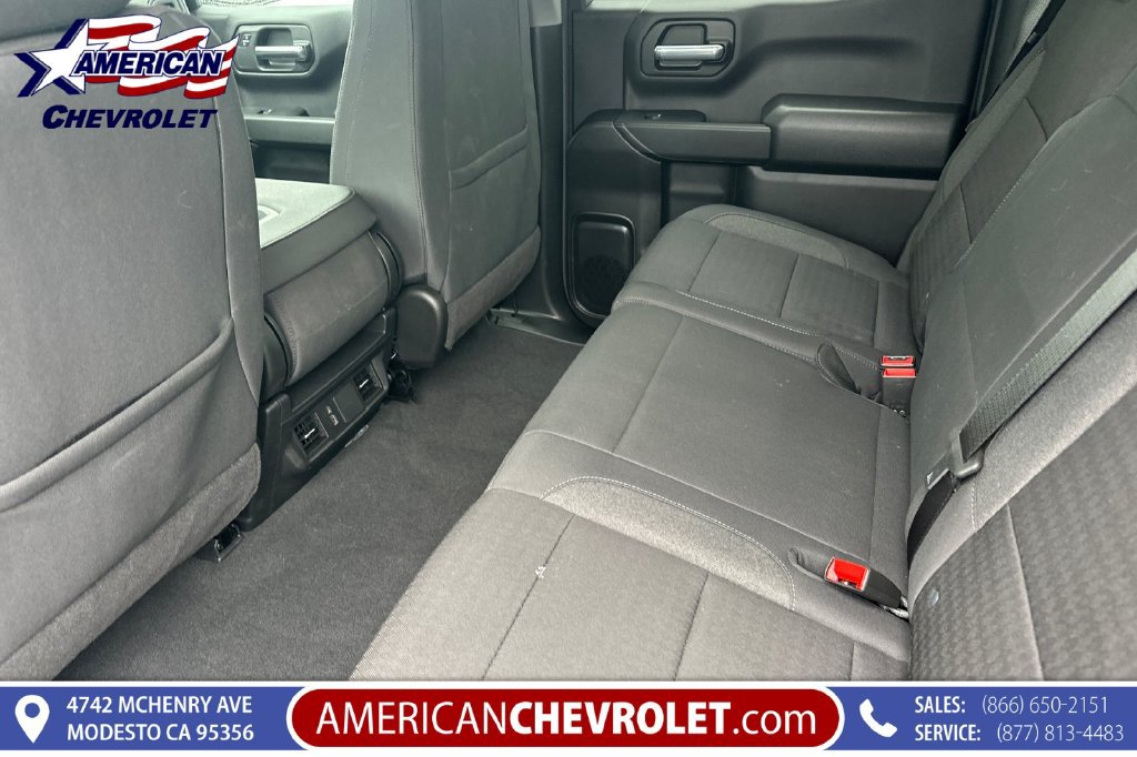 Used 2026 Chevrolet Silverado 1500 Custom w/ LPO, Dark Essentials Package RWD image 15