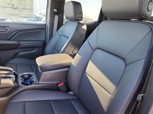 New 2026 GMC Canyon Elevation w/ Convenience Package image 14