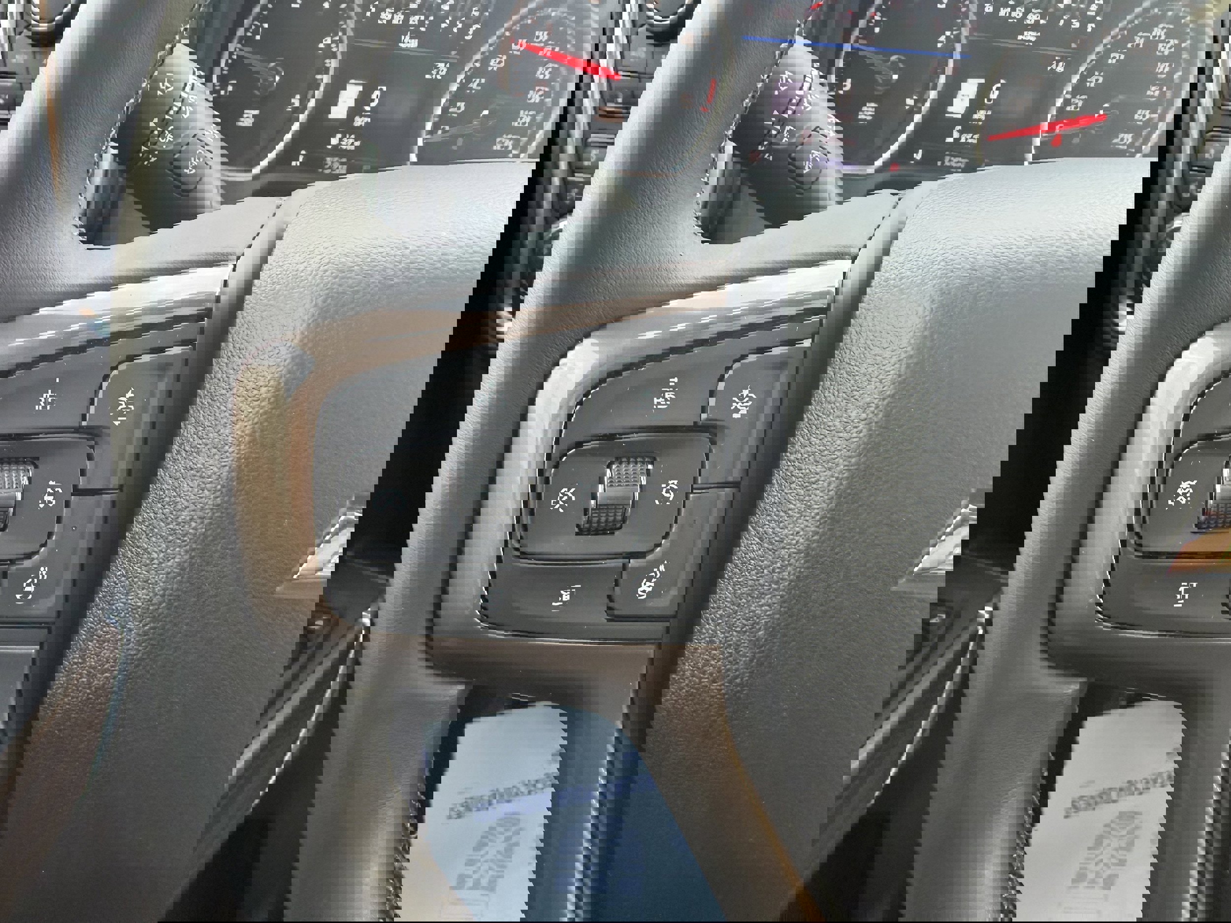 Used 2023 Chevrolet Silverado 2500 High Country image 16