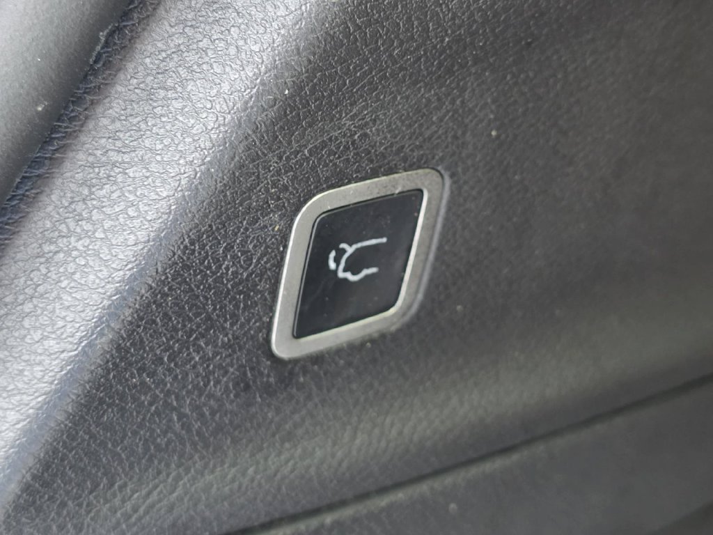Used 2022 Chrysler Pacifica Pinnacle FWD image 16