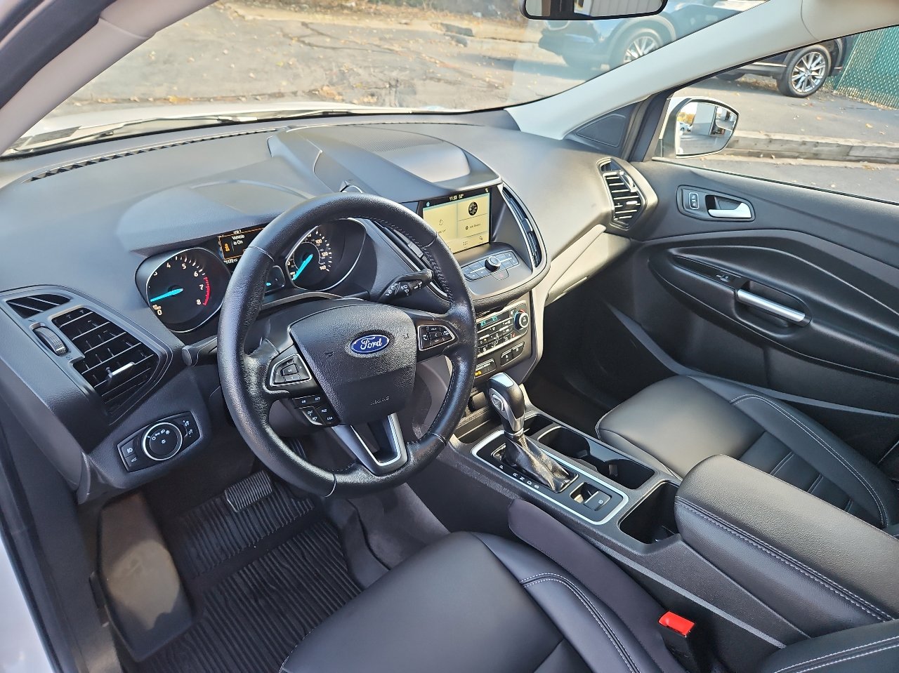 Used 2019 Ford Escape SEL image 13