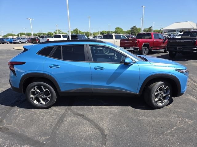 New 2026 Chevrolet Trax LT w/ Driver Confidence Package FWD image 22