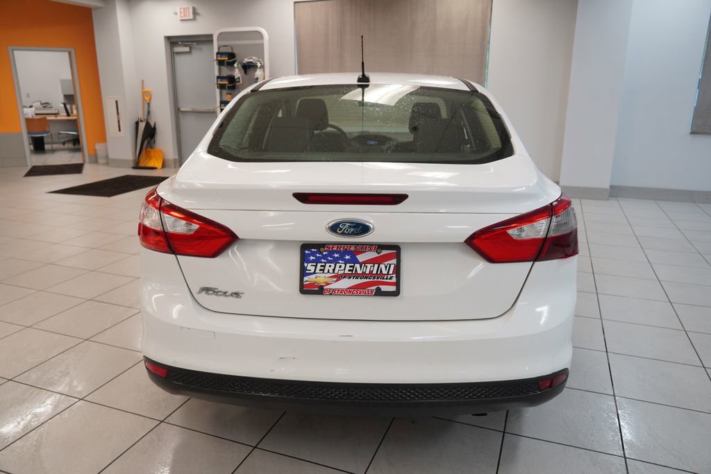 Used 2012 Ford Focus S FWD image 8