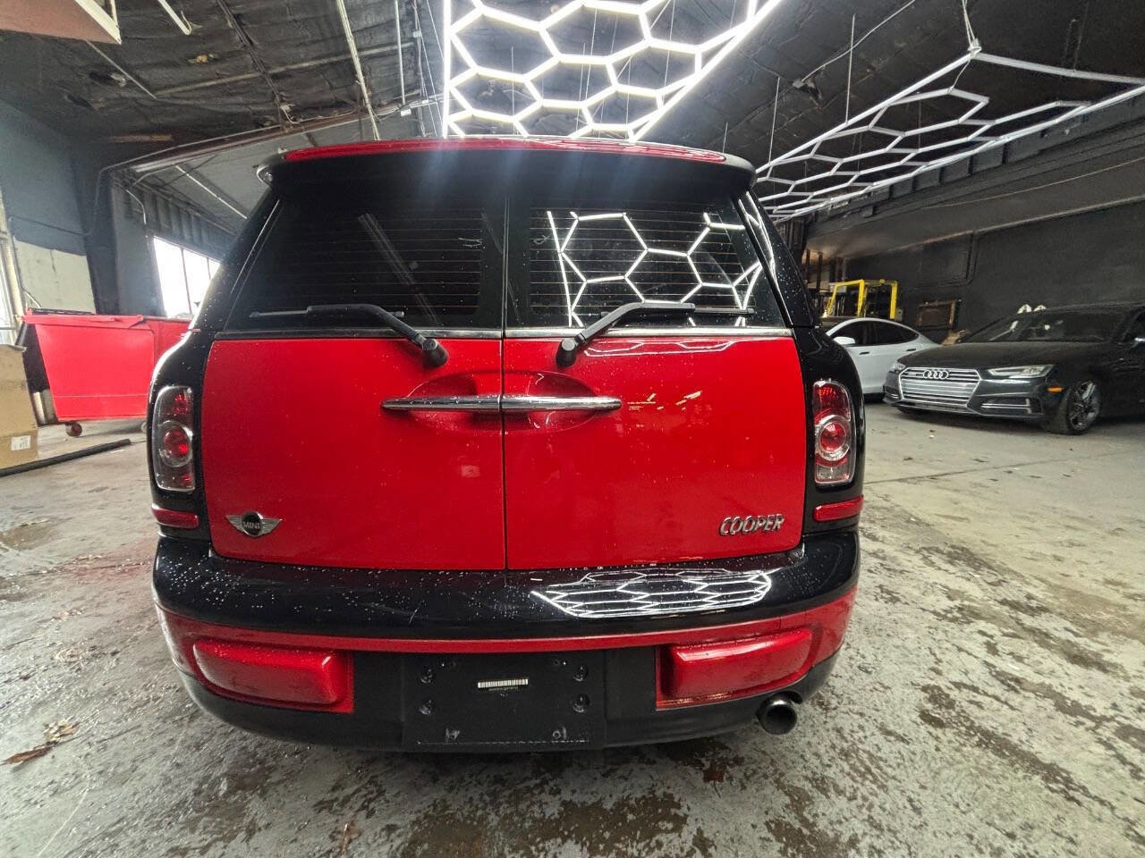 Used 2011 MINI Cooper Clubman image 5