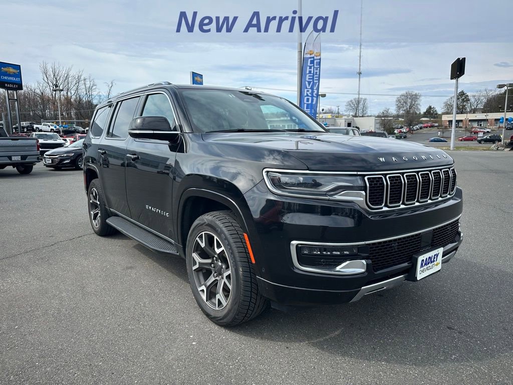Used 2024 Jeep Wagoneer Series III image 2