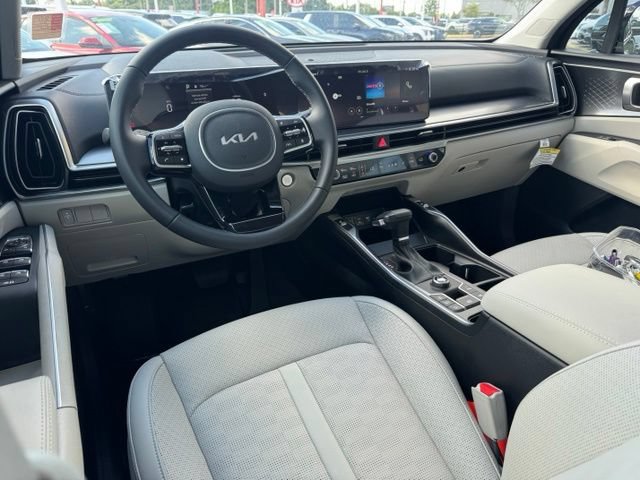 Used 2025 Kia Sorento EX FWD image 38