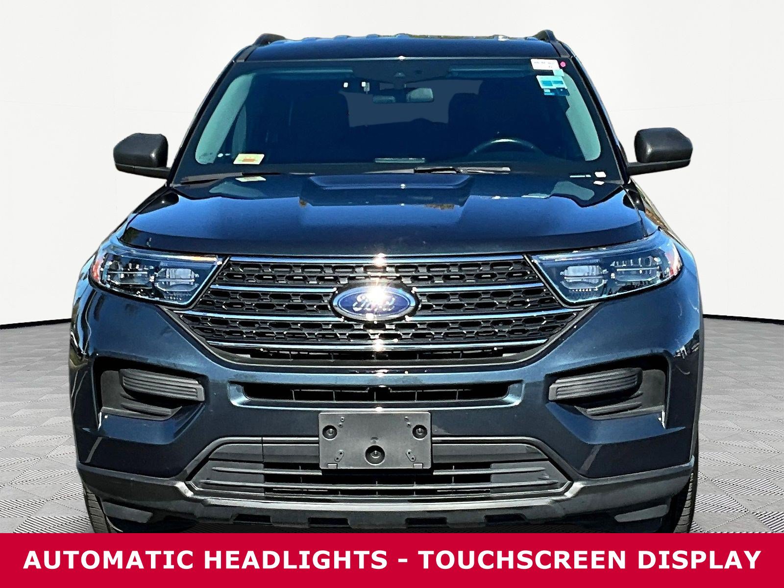 Used 2022 Ford Explorer XLT w/ Class IV Trailer Tow Package AWD/4WD image 2