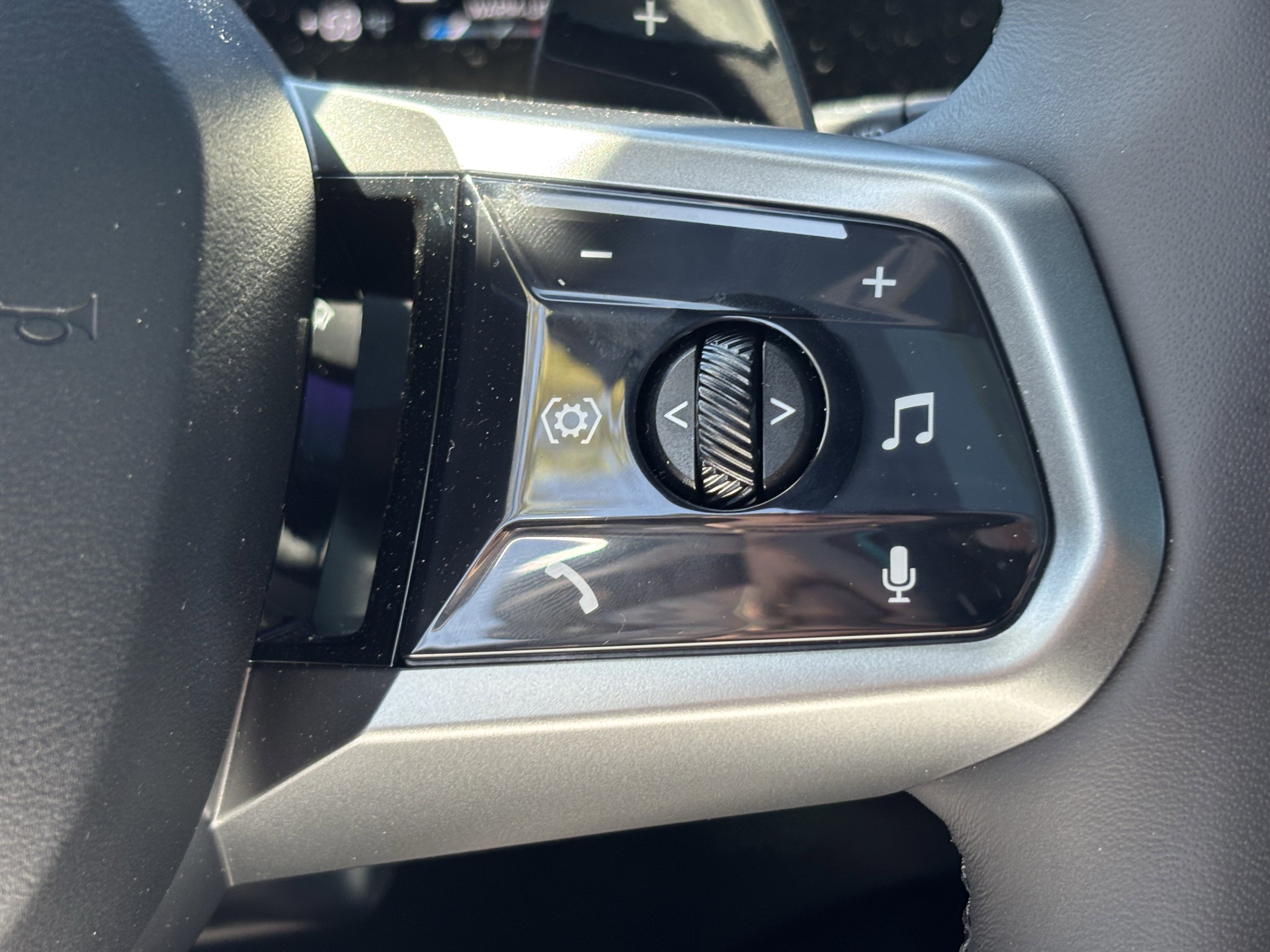 Used 2026 BMW X3 xDrive30 w/ Premium Package image 20