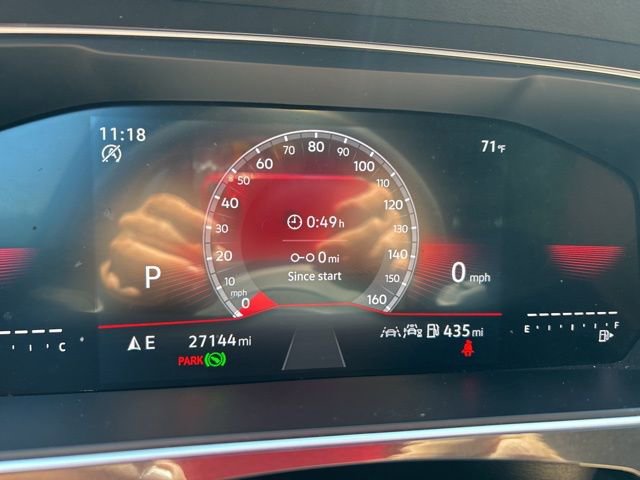 Used 2024 Volkswagen Tiguan SE R-Line FWD image 9