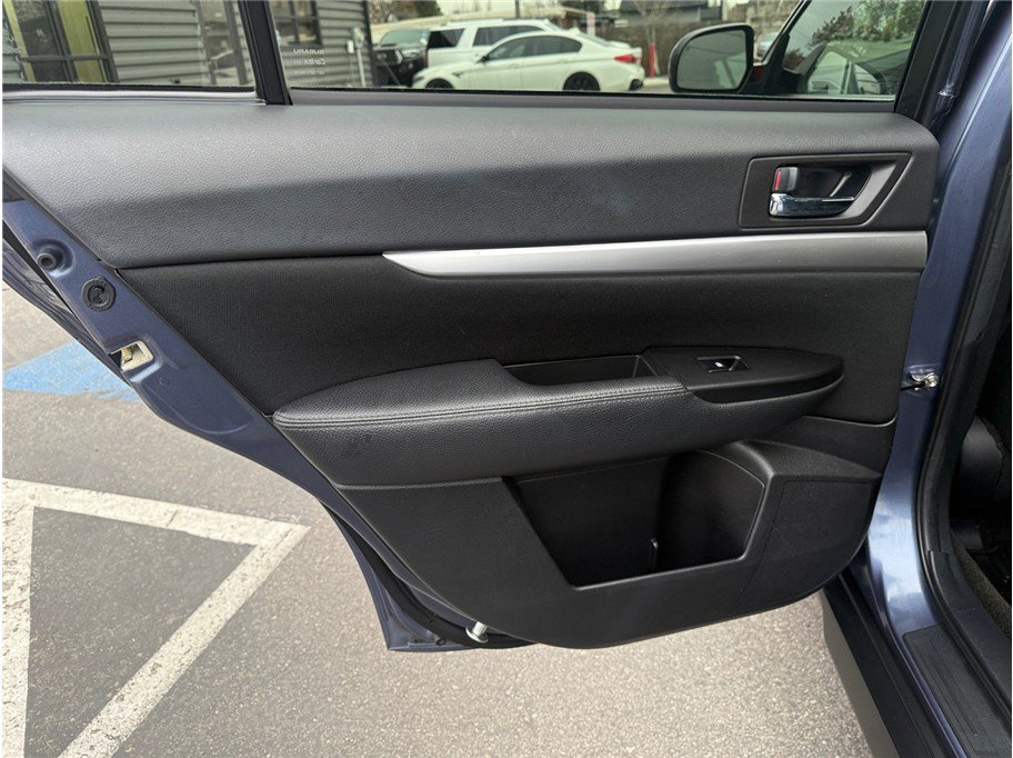 Used 2014 Subaru Outback 2.5i Premium image 28