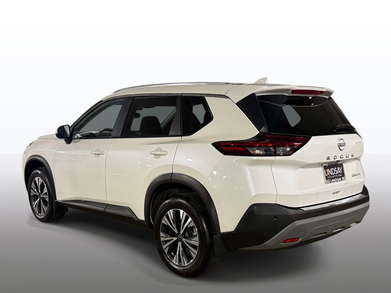 Used 2023 Nissan Rogue SV w/ SV Premium Package AWD/4WD image 12