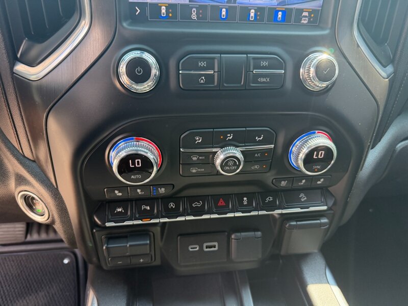 Used 2021 GMC Sierra 1500 AT4 w/ AT4 Premium Package AWD/4WD image 40