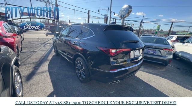 Used 2024 Acura MDX SH-AWD w/ Technology Package image 3