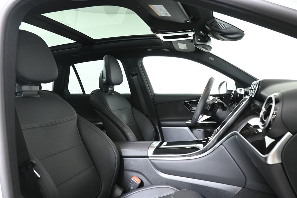Certified 2025 Mercedes-Benz GLC 300 4MATIC image 25
